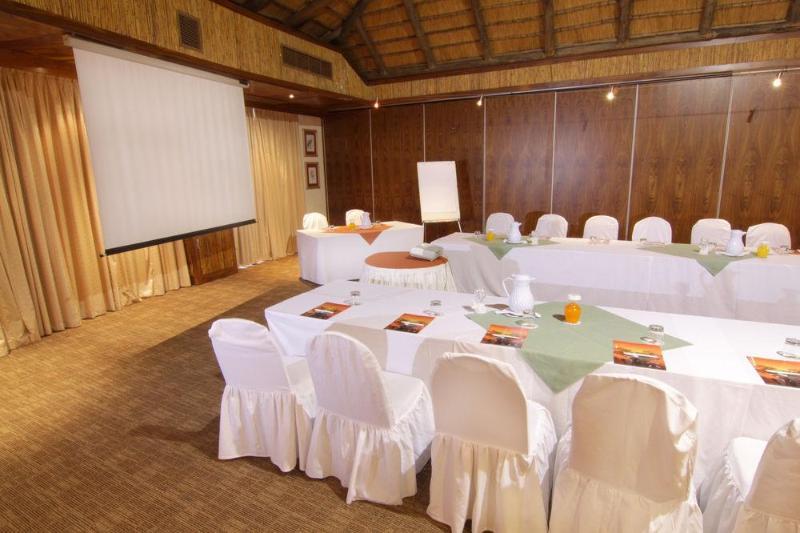 Cresta Mowana Safari Lodge Kasane Zewnętrze zdjęcie