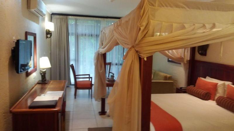 Cresta Mowana Safari Lodge Kasane Zewnętrze zdjęcie
